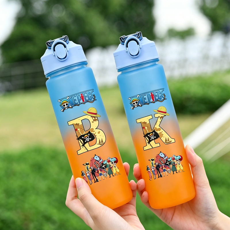 Kids Outdoor Movies - ワンピース A-Z キッズウォーターボトル 750ML ルフィ ゾロ