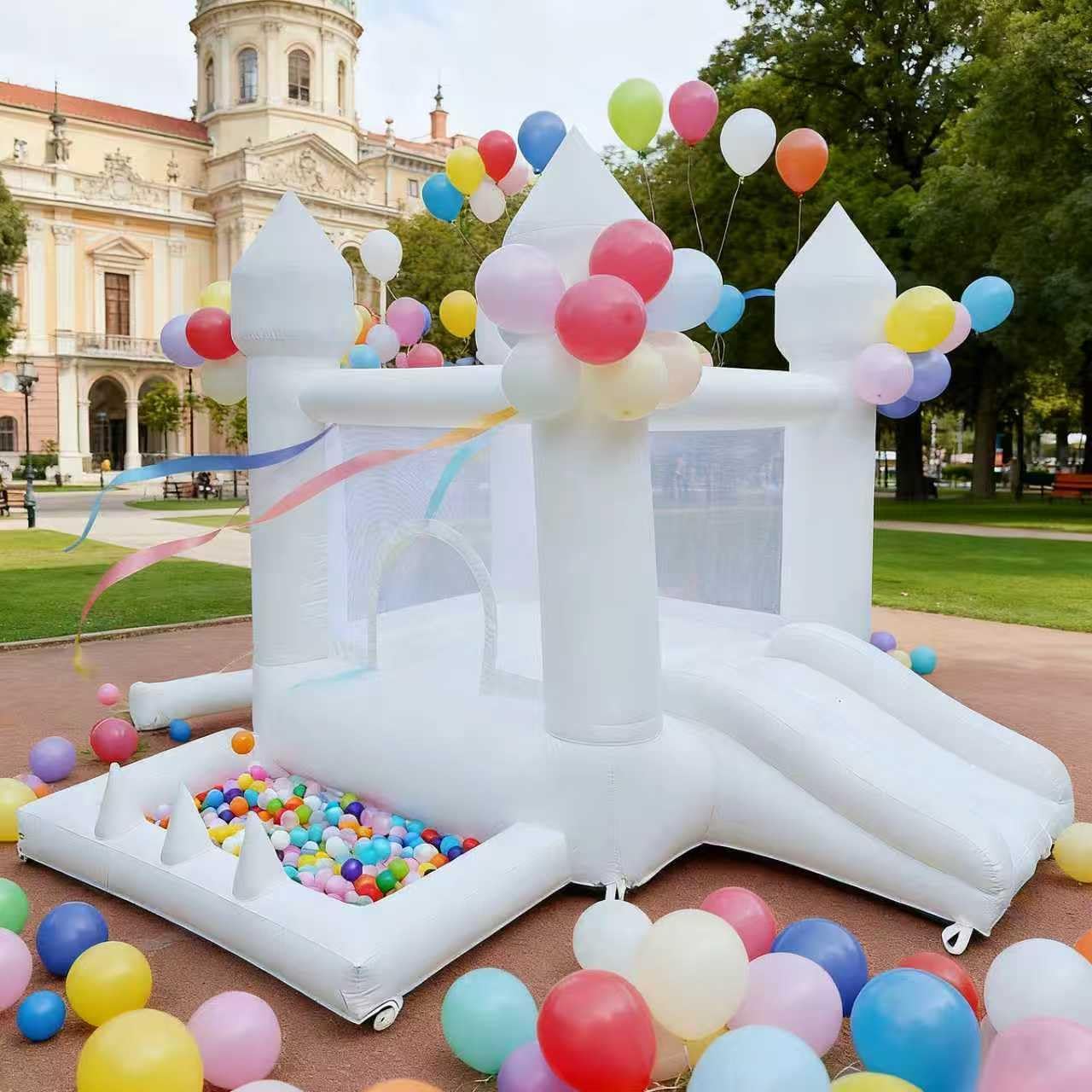 白いバウンスハウス、屋内および屋外用のインフレータブル遊具、 - Kids Outdoor House のレビューと価格